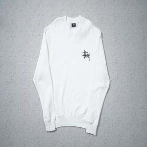 STUSSY Signature Logo Classic Minimalist T-Shirt - White Long Sleeve